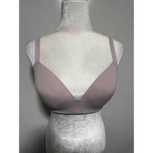 Victoria's Secret Second Skin Lightly Lined Wireless Bra 36D 080 Women's‎